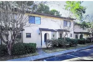 2735 Sw 35th Pl #2004, GAINESVILLE