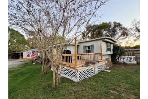 498 King Charles Cir, DELAND