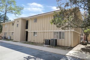 507 Nw 39th Dr #210, GAINESVILLE