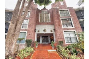 3760 Inverrary Dr #2m, LAUDERHILL