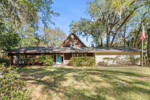 8118 Sw 1st Pl, GAINESVILLE