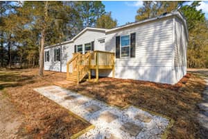 6951 Ne 104 Ct, BRONSON