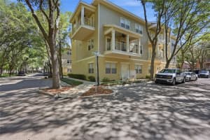 9172 Sw 52nd Rd #103, GAINESVILLE
