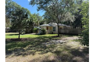 3205 Nw 11th St, GAINESVILLE
