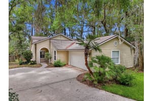1736 Nw 16th Pl, GAINESVILLE