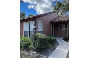 668 Saint Johns Ct #s, WINTER PARK