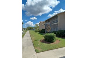 130 E Johnson Ave #113, LAKE WALES