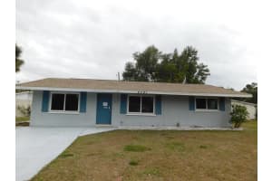 4721 Pompano Rd, VENICE