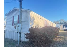 320 E 8th St, FROSTPROOF