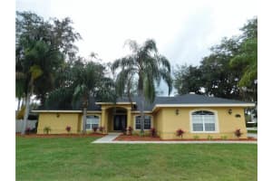 1521 Yorkshire Trl , LAKELAND