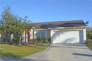 6536 Shepherd Oaks Pass, LAKELAND