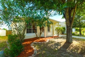 223 Piano Ln, DAVENPORT 223 Piano Ln, DAVENPORT