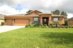 3451 Summit Dr, LAKELAND