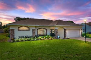 231 Sparkling Ct, AUBURNDALE