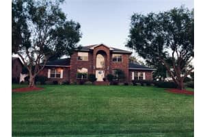 102 Raintree Ct, AUBURNDALE