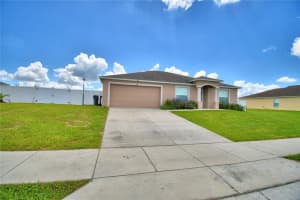 1304 Conch Key Ln, DAVENPORT