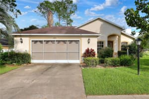 3240 Grand Pines Dr, LAKELAND