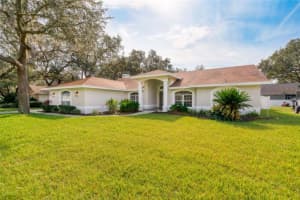 1609 Yorkshire Trl, LAKELAND