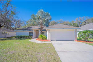 6811 Krenson Oaks Cir, LAKELAND