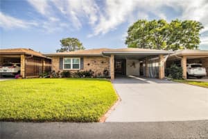 560 Lake Mystic Ln, LAKELAND 560 Lake Mystic Ln, LAKELAND