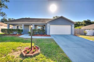 6088 Mission Dr, LAKELAND