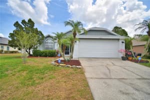 5330 St Lucia Dr, LAKELAND