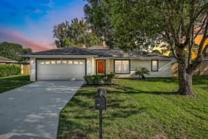 130 Bergen Cir, AUBURNDALE