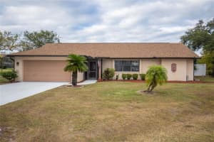 1714 Yeomans Path, LAKELAND