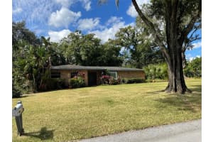 5458 Glenmore Dr, LAKELAND