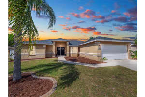 6368 Hampton Pointe Cir, LAKELAND