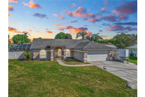 710 Lamp Post Ln, LAKELAND
