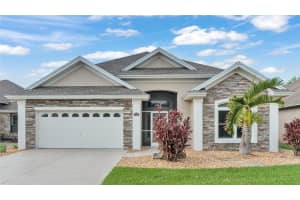 8288 Lake James Dr, LAKELAND
