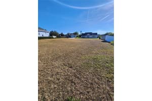 3334 Shore Dr, LAKELAND