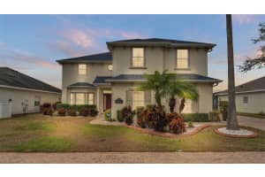 240 Burford Cir, DAVENPORT
