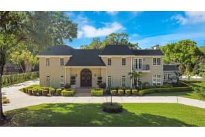 1419 Hollingsworth Oaks Dr, LAKELAND