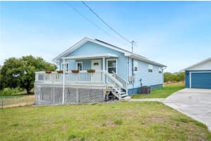 705 Lake Ada Blvd, DUNDEE