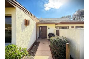 1880 N Crystal Lake Dr #28, LAKELAND