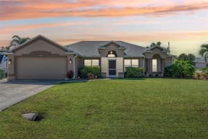 604 Se 31st Ter, CAPE CORAL