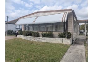 1007 Forest Lake Dr, LAKELAND