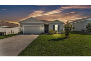 1725 Hill Top Dr, DUNDEE