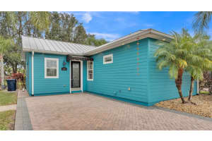 3243 Red Tail Hawk Dr, POLK CITY