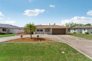 1312 Se 25th Ln, CAPE CORAL
