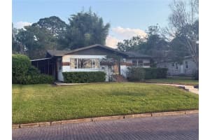 52 Lake Hunter Dr, LAKELAND