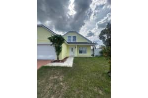 107 Nicholson Dr, DAVENPORT