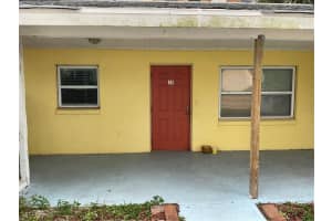 2121 Lakeview Dr, SEBRING