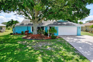 1704 Ridge St, SEBRING