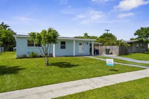 8361 Shumock Ave, NORTH PORT