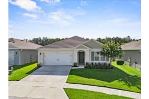 1451 Fox Squirrel Dr, DAVENPORT
