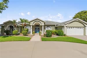 2435 N Azalea Dr, AVON PARK