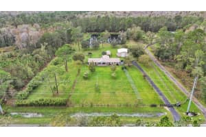 9240 Moore Rd, LAKELAND